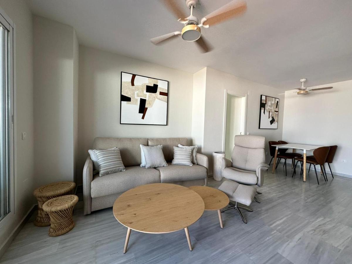 2 Bed Penthouse With Sea View Apartamento Torremolinos Exterior foto