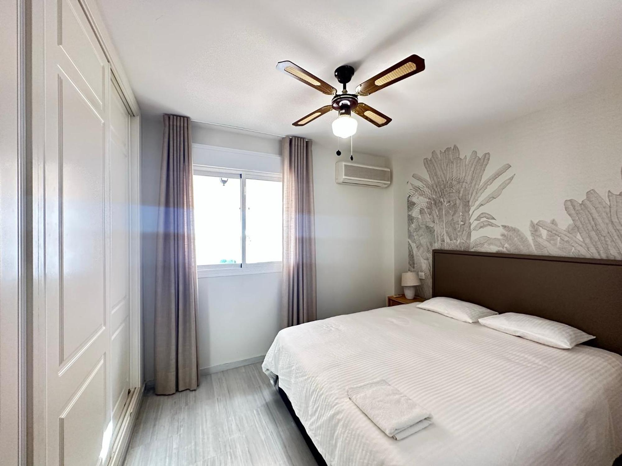 2 Bed Penthouse With Sea View Apartamento Torremolinos Exterior foto
